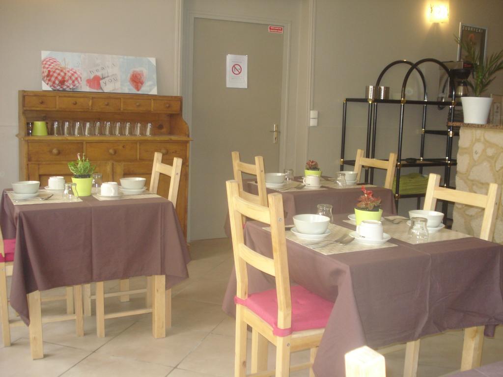 Le Terminus Hotell Tarascon Exteriör bild